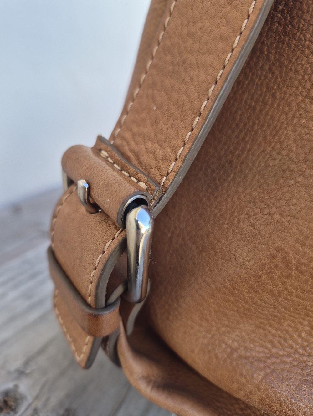Fossil Vintage Leather Hobo Bag - Picture 6 of 15